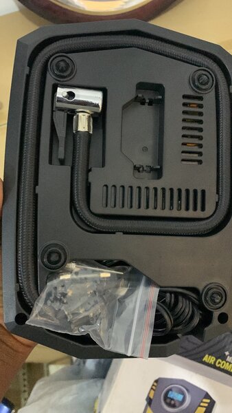 Car emergency pump