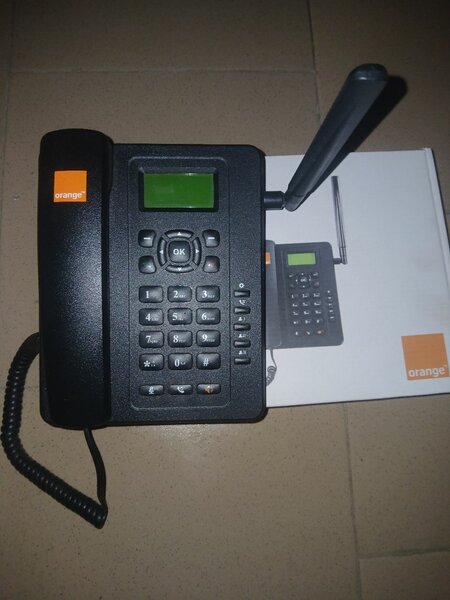 Téléphone fixe avec wifi
