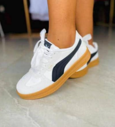 Women's sneakers 