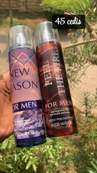 Men splash