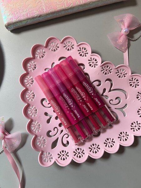 gloss brillants
