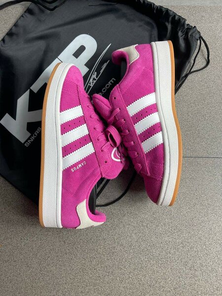 Adidas campus