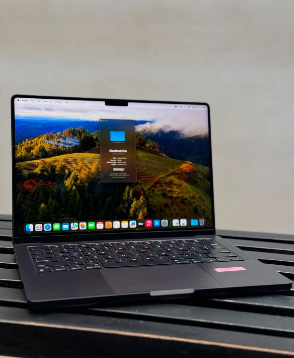 MACBOOK PRO 14 INCH