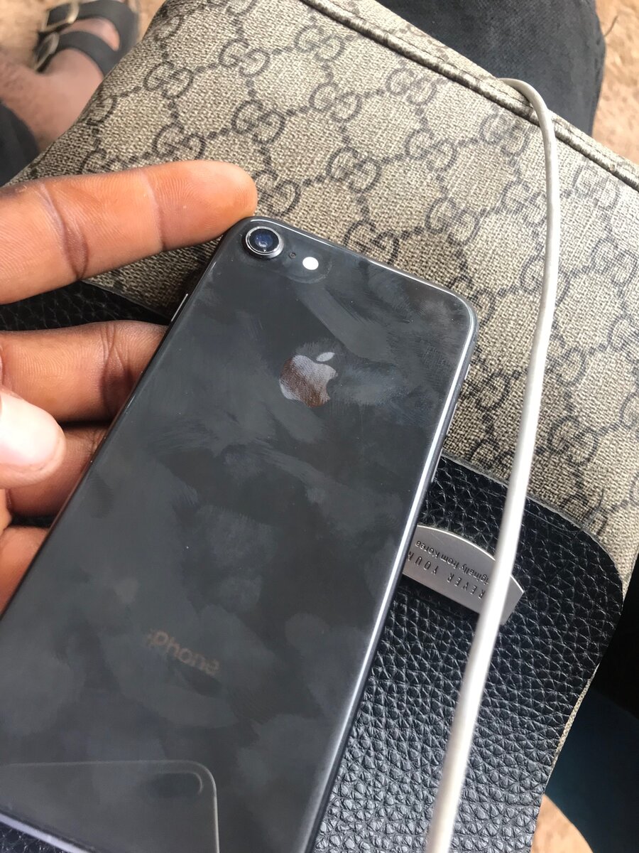 iPhone 8
