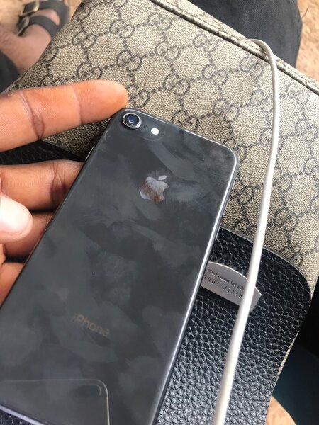 iPhone 8