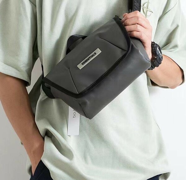 ESSENTIAL SIDE  BAG