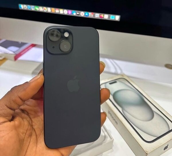 iPhone 15 128gb
