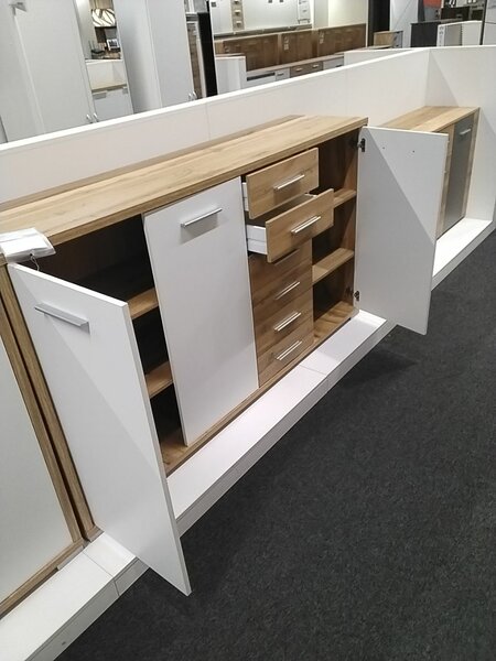 COMMODE Q BIG
