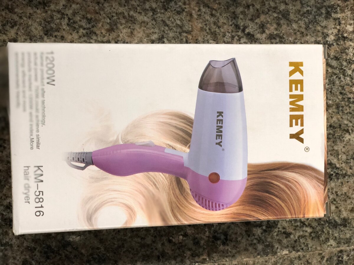 Sèche cheveux
