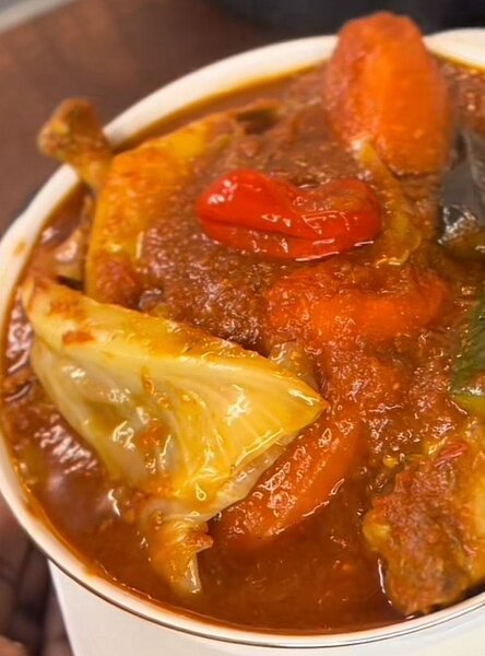 Soupe de poulet au légumes
