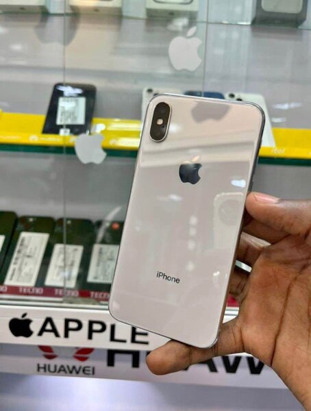 iPhone X