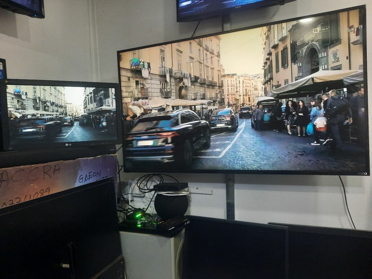 VIZIO TV