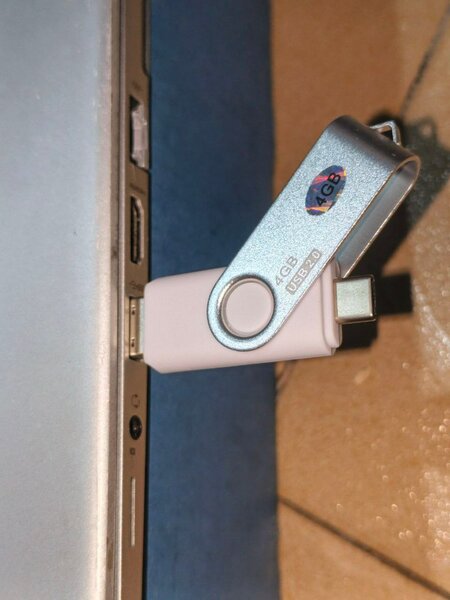 Clé USB 4 GB