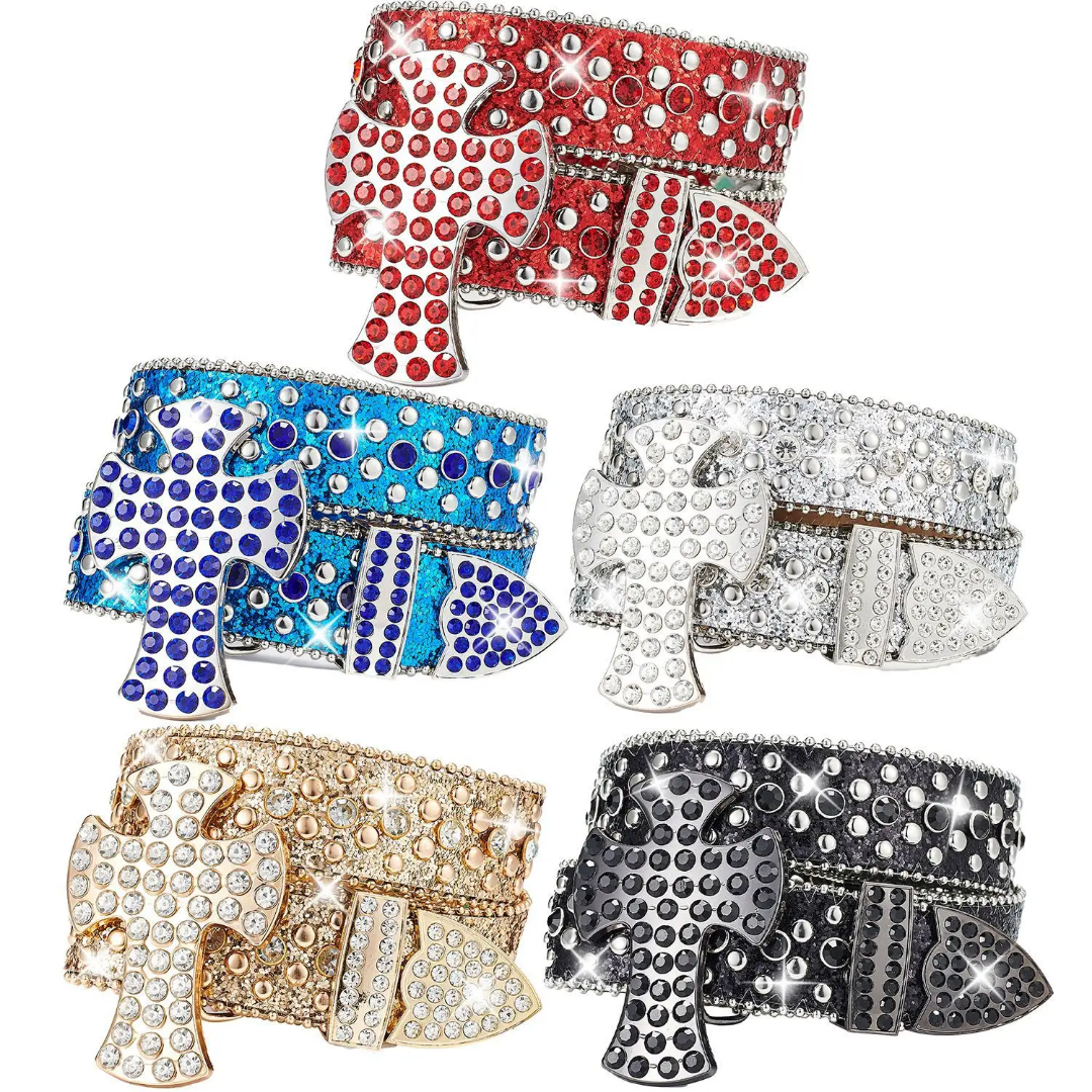 Bracelet manchette cloutée