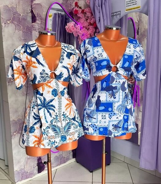 Girl drees