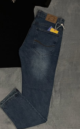 Jeans size 34