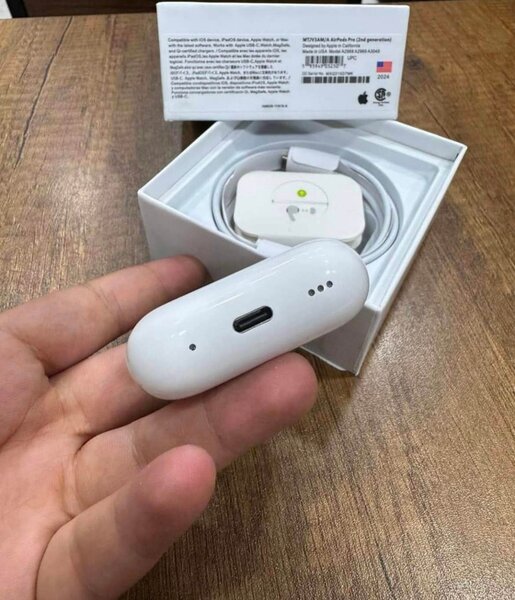 AirPods