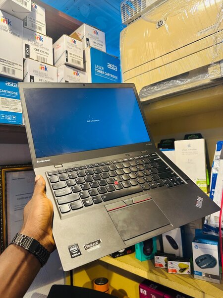Lenovo x1 carbon