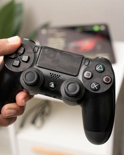 PS4