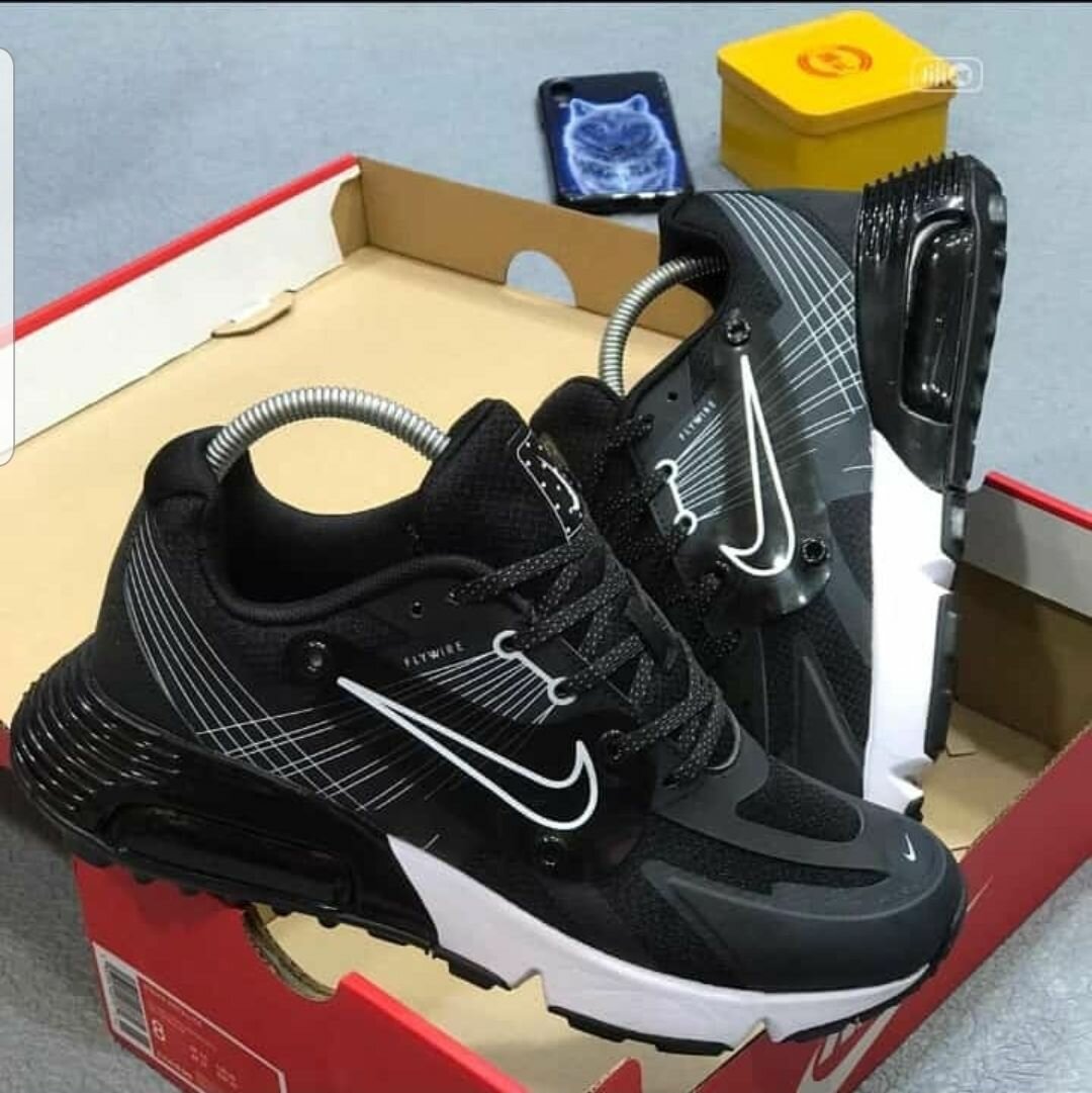 Nike Fly wire