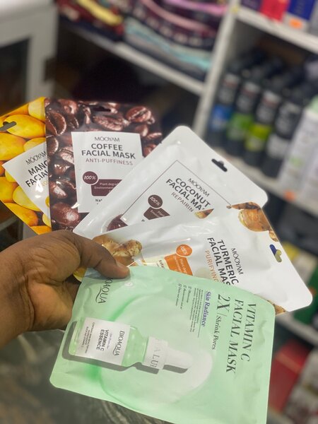 MOOYAM FACIAL MASK