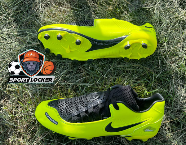  SOCCER CLEATS 