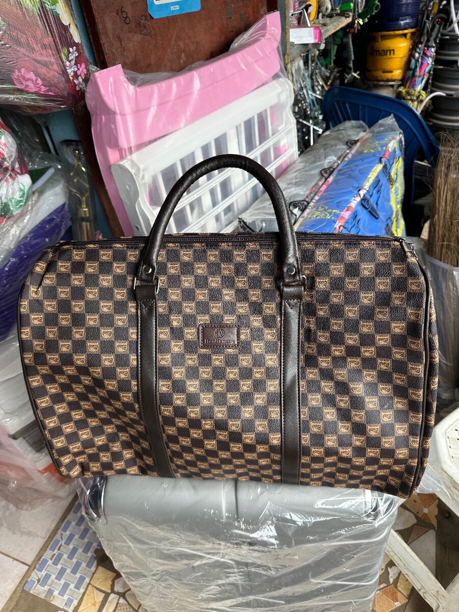 Stylish Checkered Duffel Bag