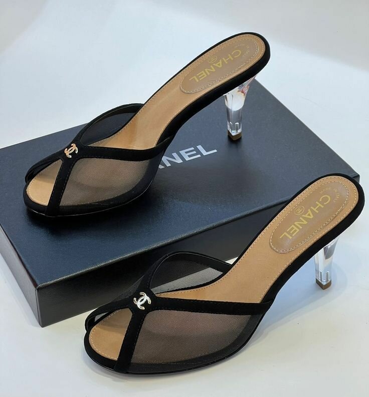 Heeled sandals