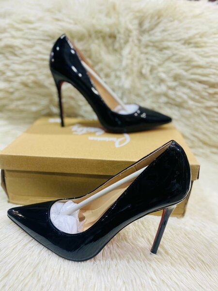 Escarpins LOUBOUTIN