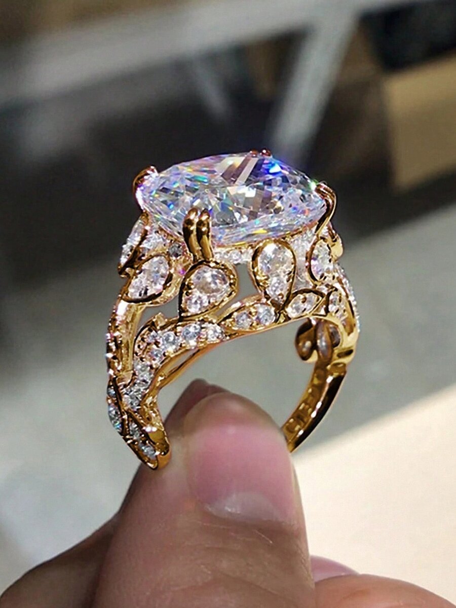 Engagement / Wedding Ring