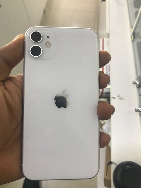 iPhone 11