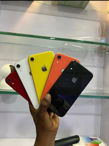 iPhone XR