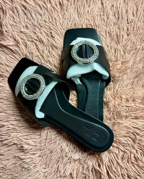 Sandales zara