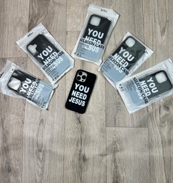 Coque Silicone "You Need Jesus"
