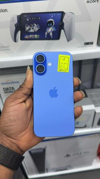 iPhone 16