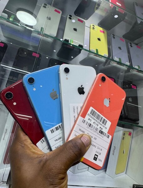 Apple iPhone XR