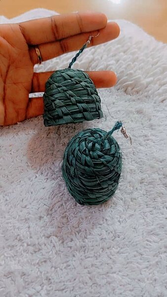 Weaved earrings