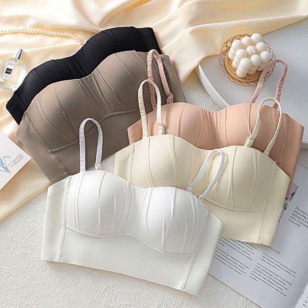 Bra and bralette