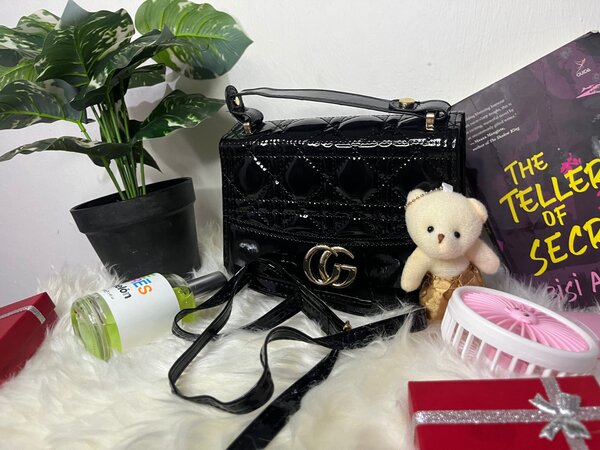 Ladies side bag