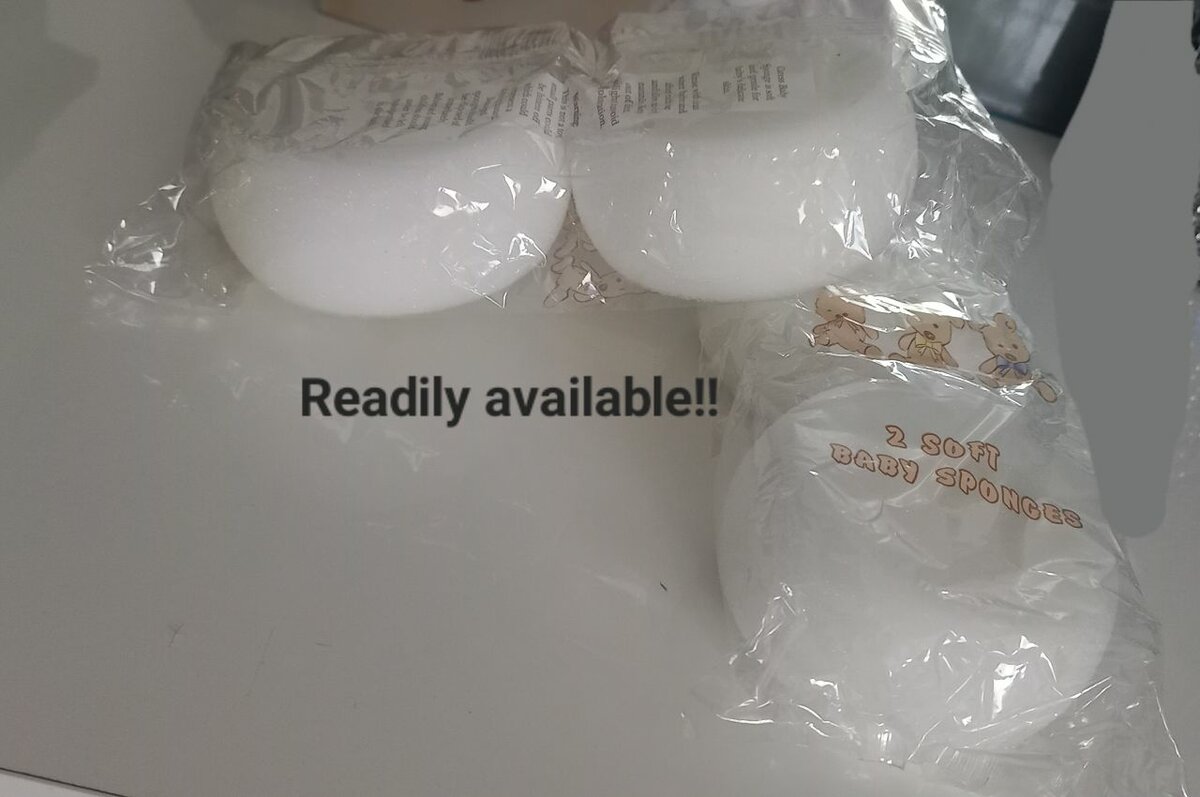 Baby bathing sponge