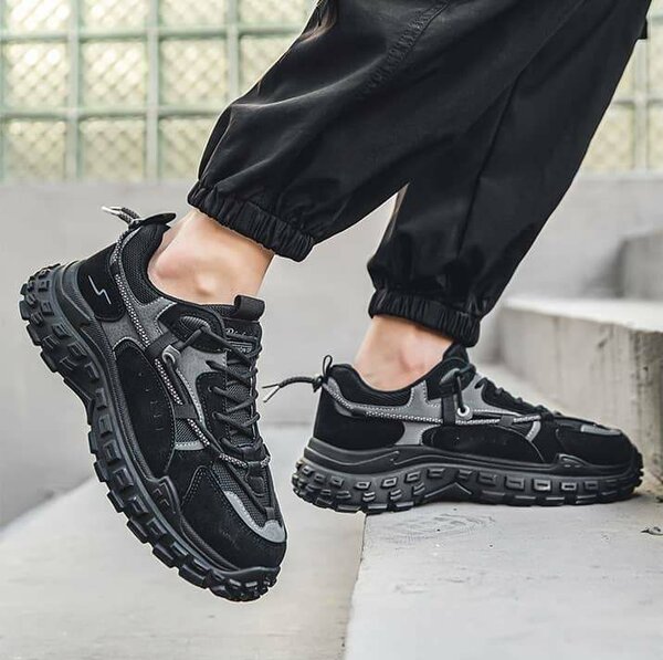 Men's shoes
