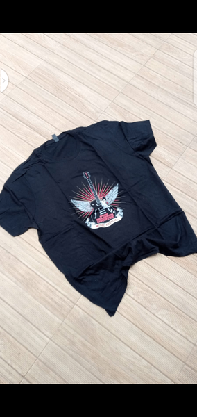 Big T shirts