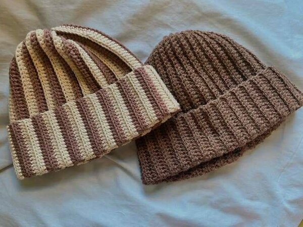 Bonnet en crochet élégants