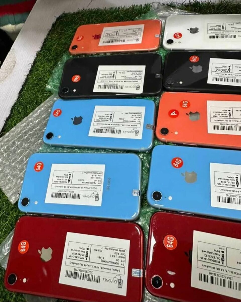 IPHONE XR 128