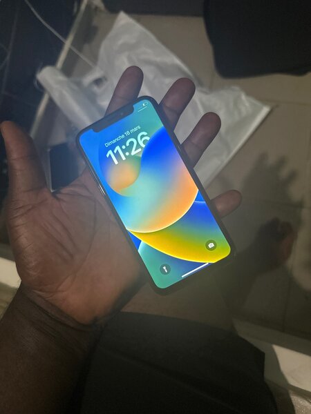 iPhone X