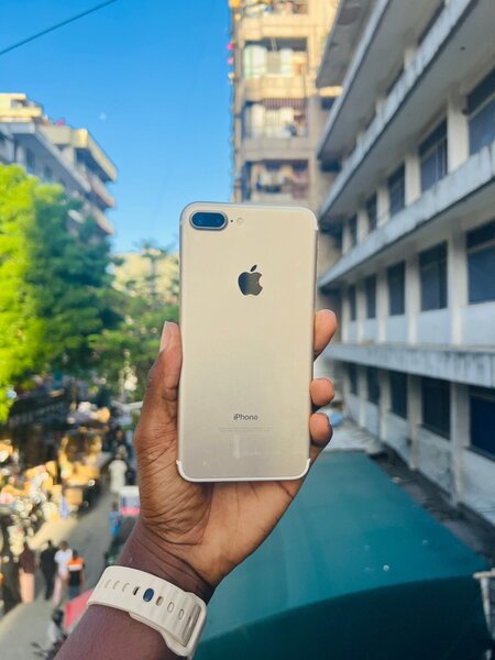 7 plus 128gig
