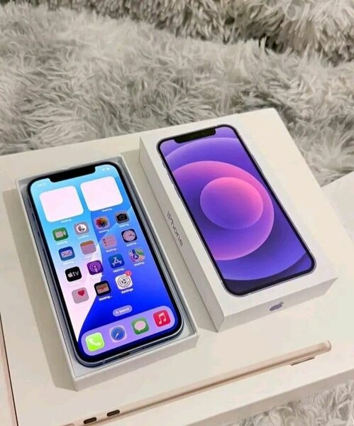 iPhone 12