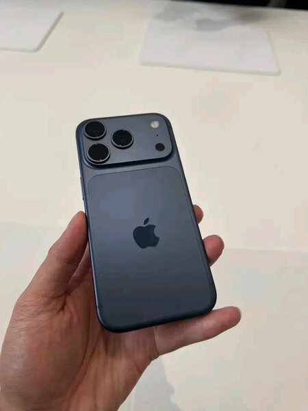 iPhone -17 pro max
