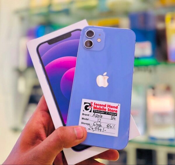 iPhone 12