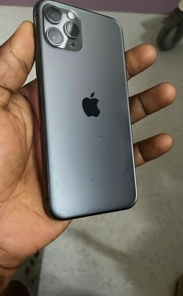 ROGGER IPHONES
